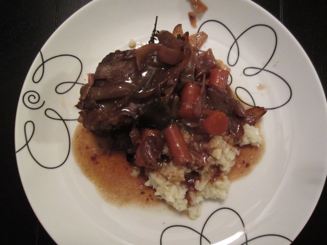 Slow cooker short ribs